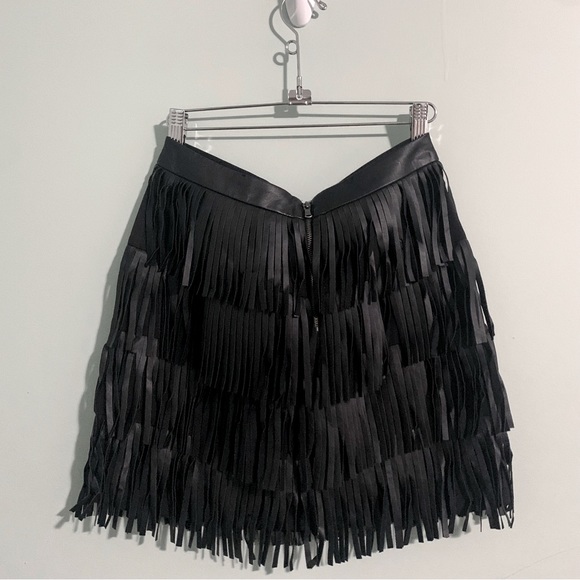 ⭐️CLUB MONACO fringe faux-leather skirt - Picture 6 of 6